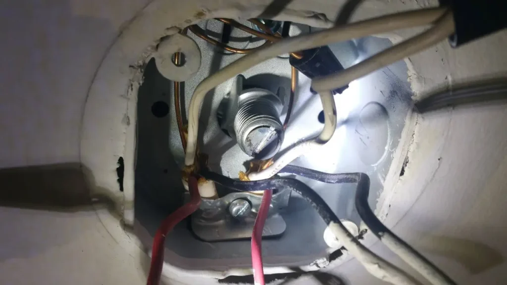 how to tell if junction box is fan rated