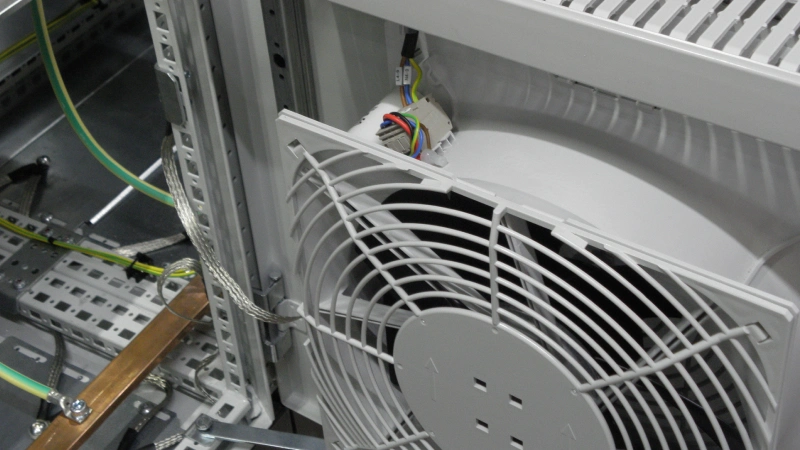 what is an axial fan