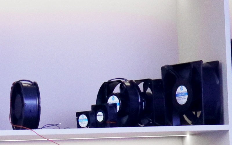 how many fan need to cool 750w pc