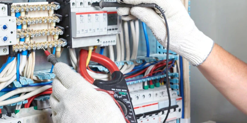 how to install breaker in electrical panel