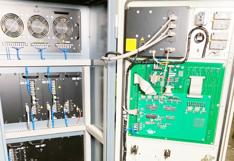 traffic signal cabinet components