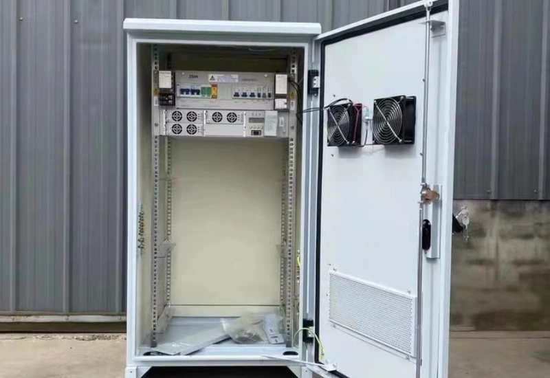 data centers cabinet fan
