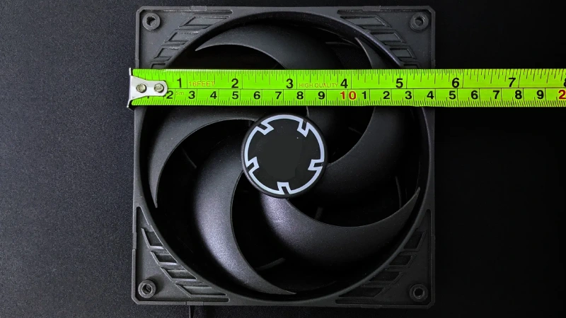 how to measure pc fan size