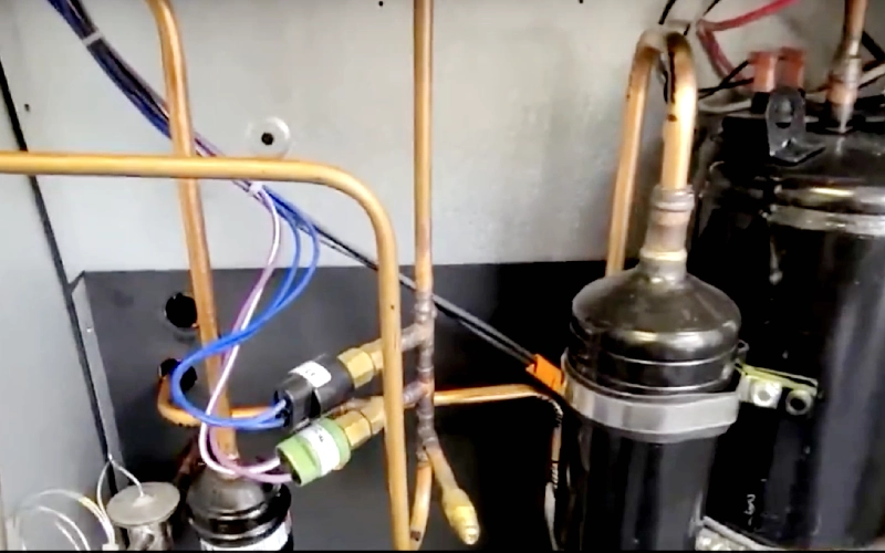 cabinet air conditioner construction