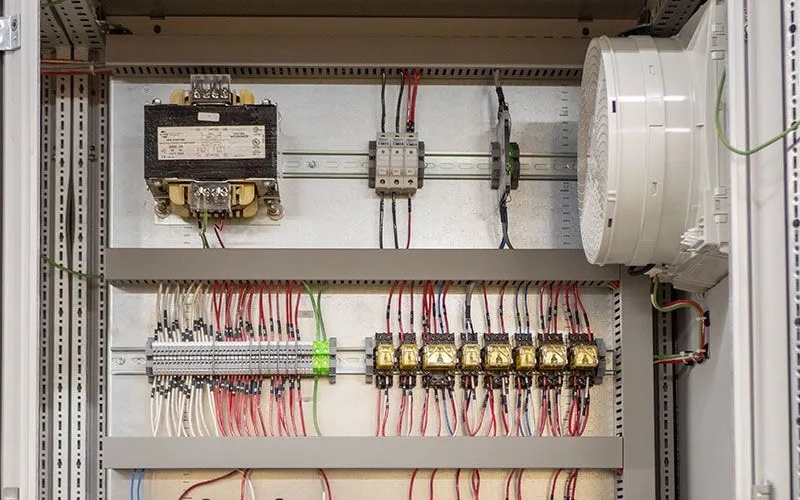 main components of temperature control panels