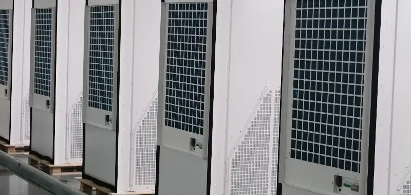 preventing vfd overheating with cabinet air conditioners